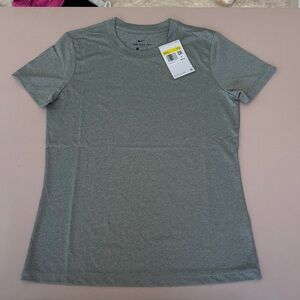 Nike Women's Heather Gray Short Sleeve Tee